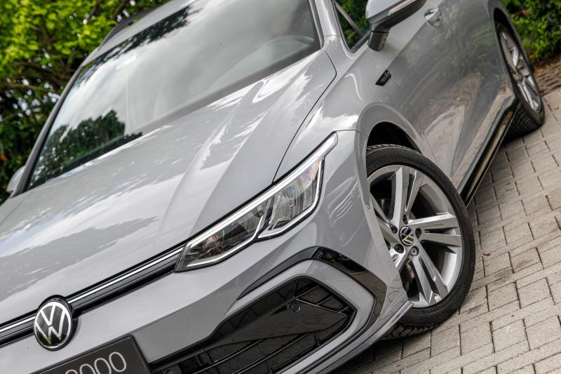 Volkswagen - Golf 8 - pic3