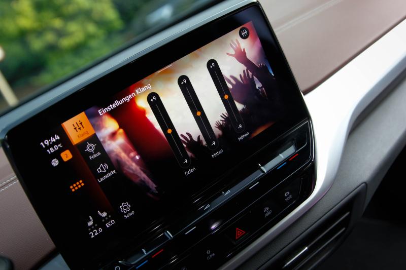 Volkswagen - ID4 - pic22