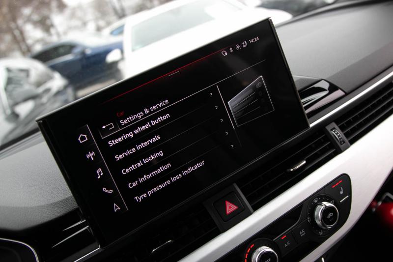 Audi - a4 - pic23