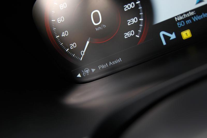 Volvo - V90 Cross Country - pic28