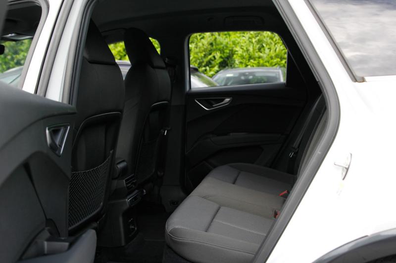 Audi - Q4 - pic11