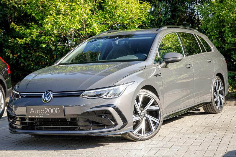 Volkswagen - Golf 8 - pic2