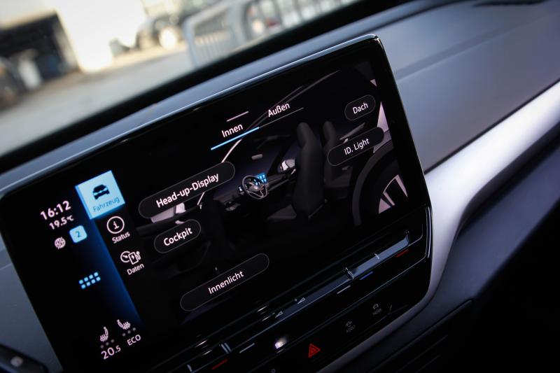 Volkswagen - ID4 - pic36