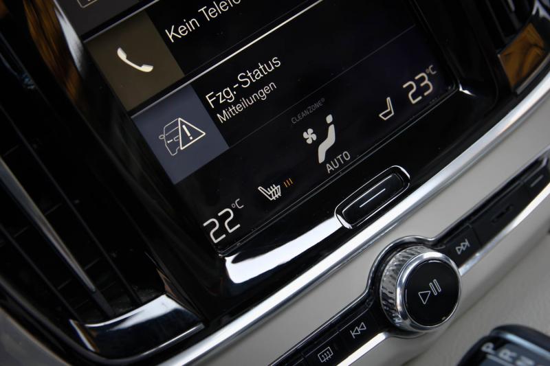 Volvo - V90 Cross Country - pic25