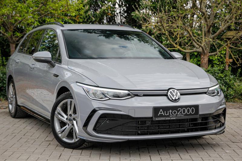 Volkswagen - Golf 8 - pic2