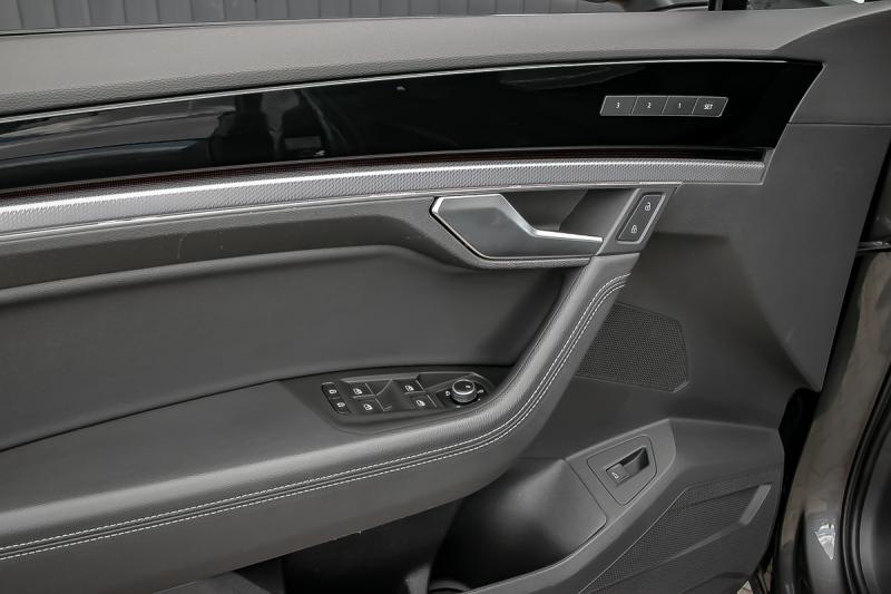 Volkswagen - Touareg - pic51