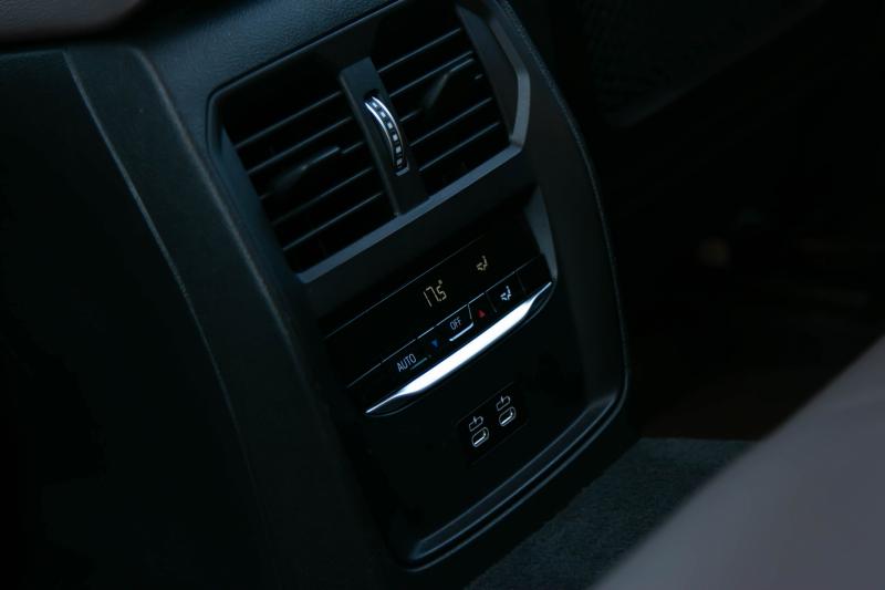 BMW - 320 - pic26