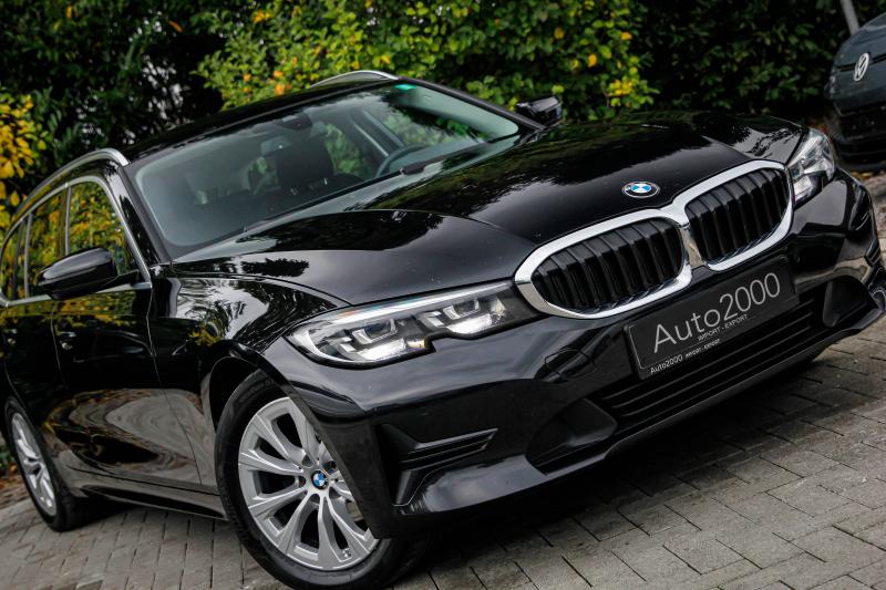BMW - 320 - pic3