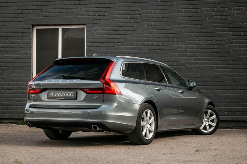 Volvo - v90 - pic4