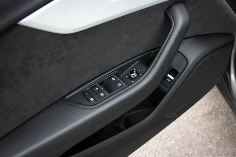 Audi - a4 - pic36