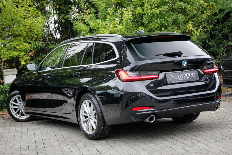 BMW - 320 - pic5