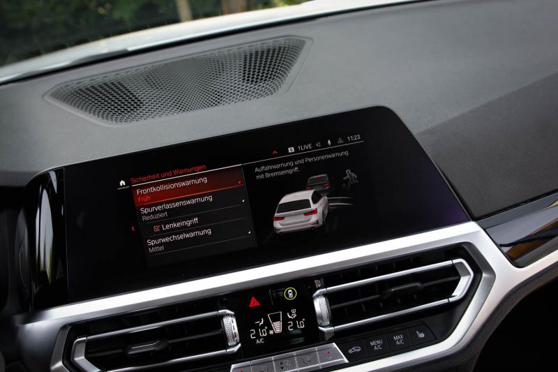 BMW - 330 - pic24