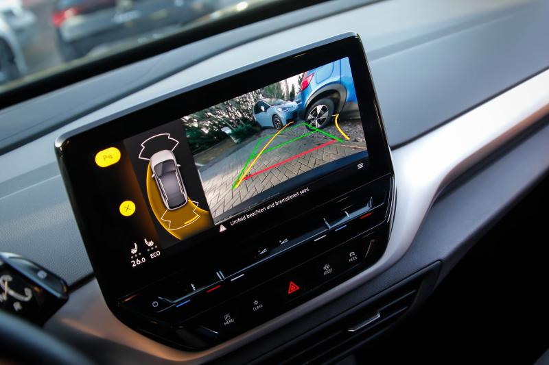 Volkswagen - ID4 - pic26