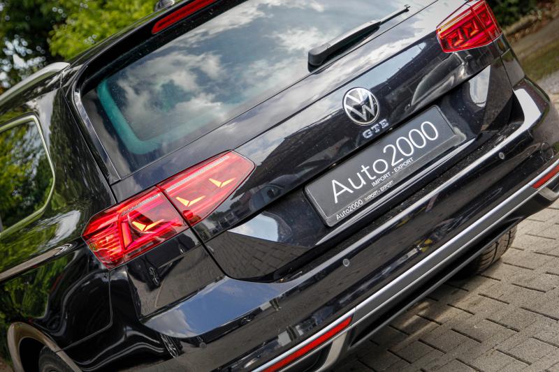 Volkswagen - Passat - pic8