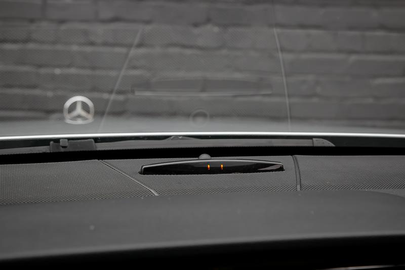 Mercedes - E300 - pic15