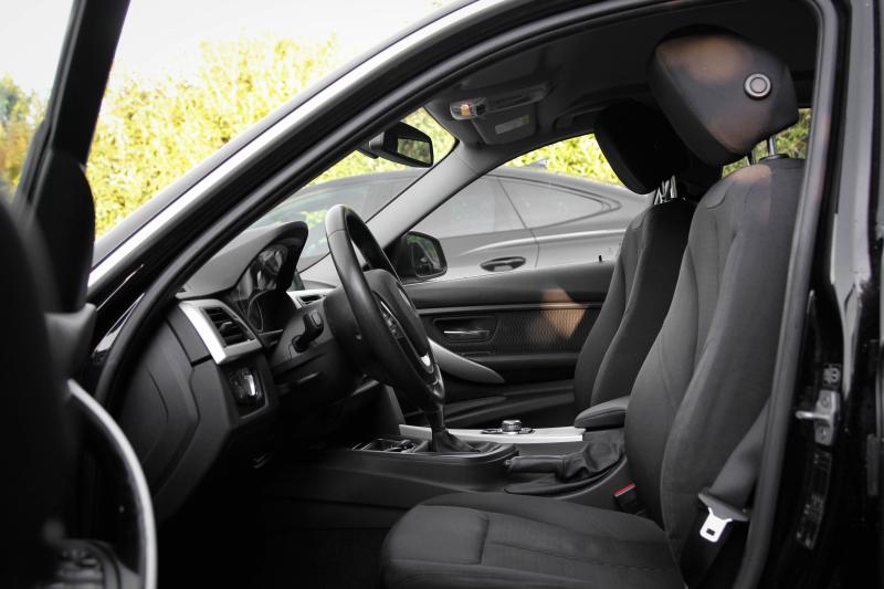 BMW - 320 - pic14