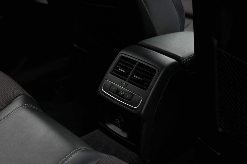 Audi - A4 - pic19