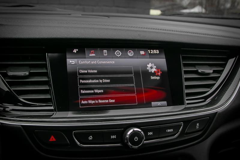 Opel - Insignia - pic23