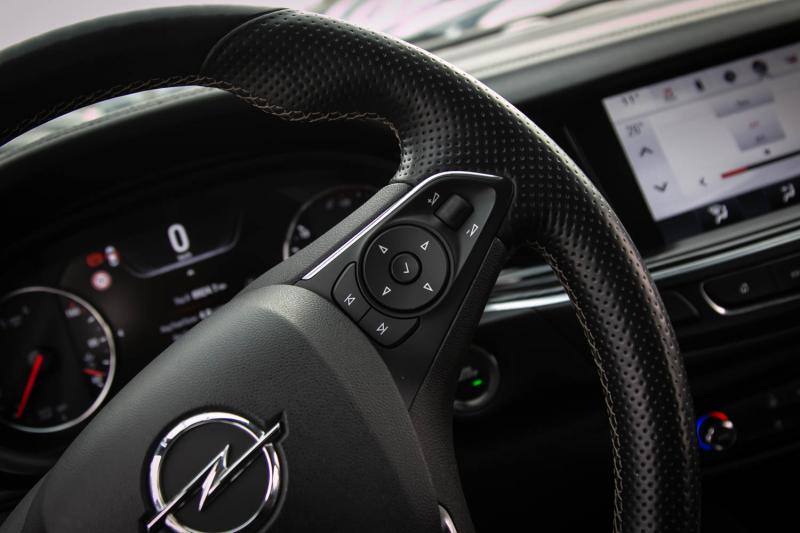 Opel - Insignia - pic10