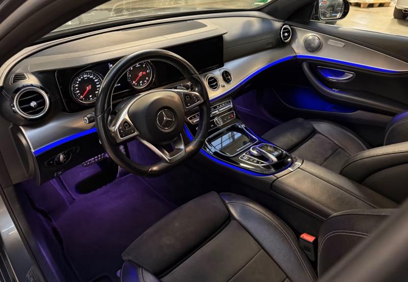 Mercedes - E350 - pic4
