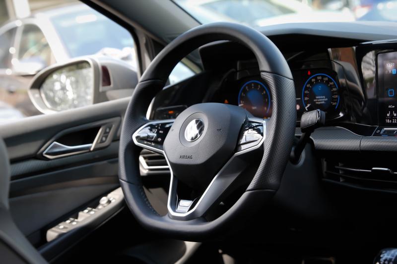 Volkswagen - Golf 8 - pic29