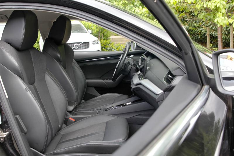 Skoda - Octavia - pic9