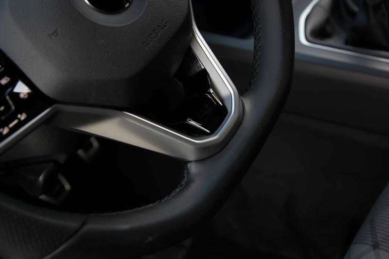 Volkswagen - Golf 8 - pic34