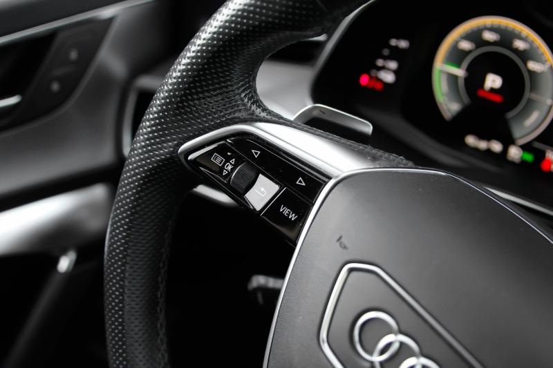 Audi - A6 - pic25
