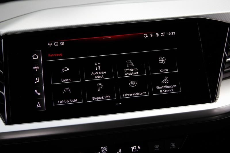 Audi - Q4 - pic31