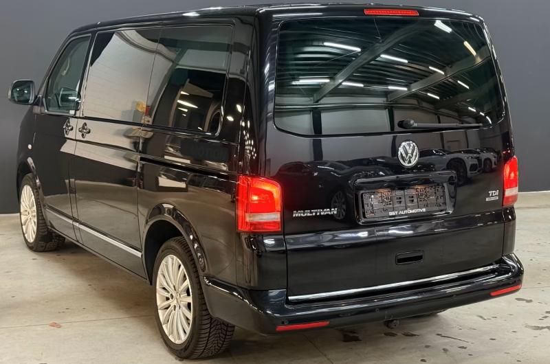 Volkswagen - Multivan - pic3