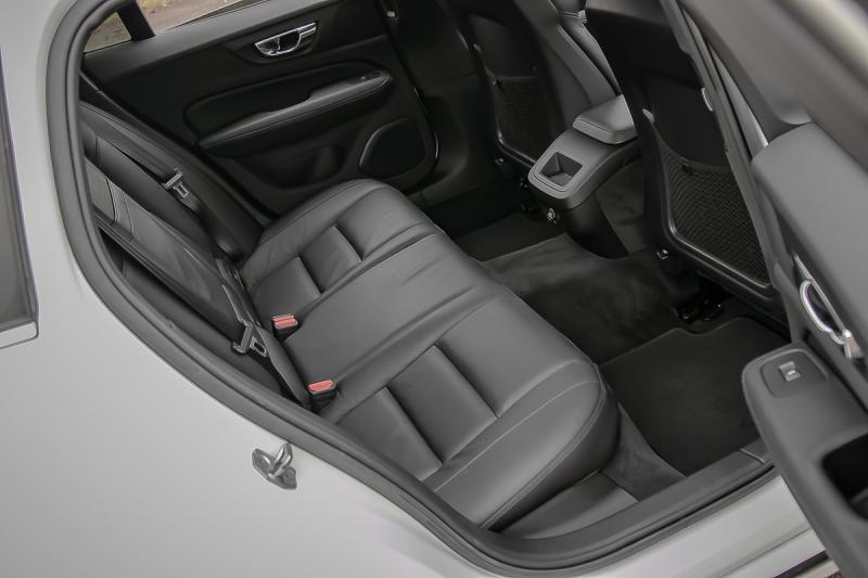 Volvo - V60 - pic9