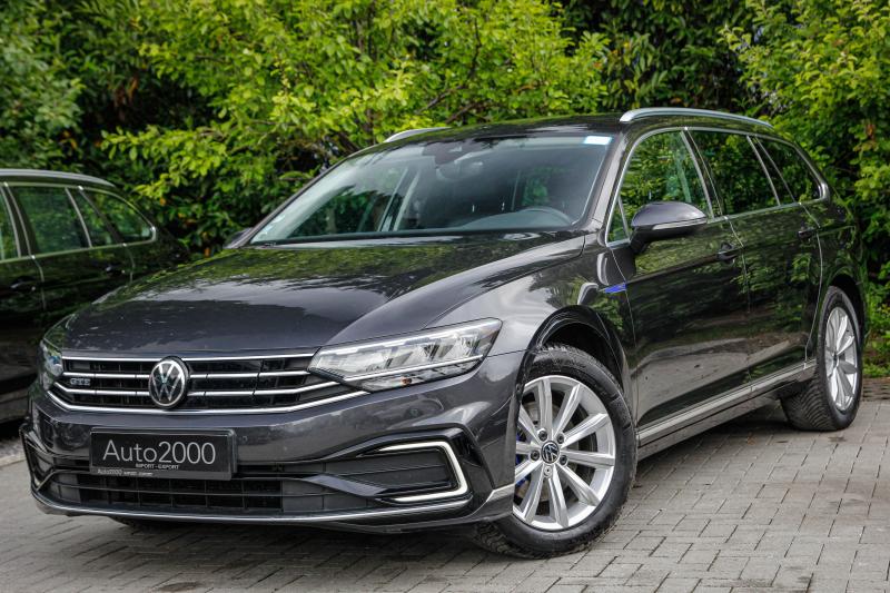 Volkswagen - Passat - pic3