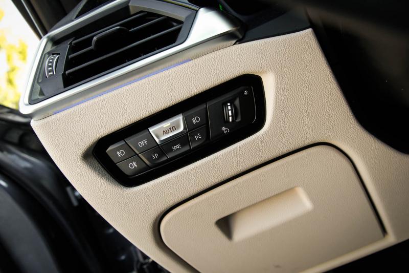 BMW - 320 - pic25