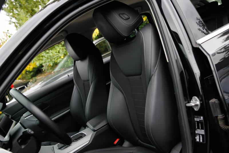 BMW - 320 - pic12