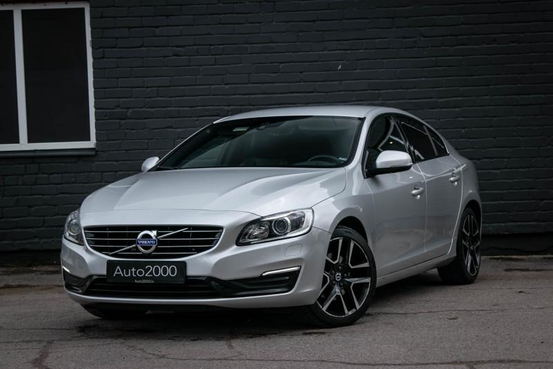Volvo - S60 - pic2