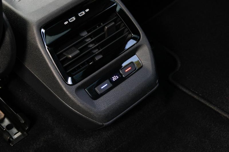 Volkswagen - ID4 - pic40