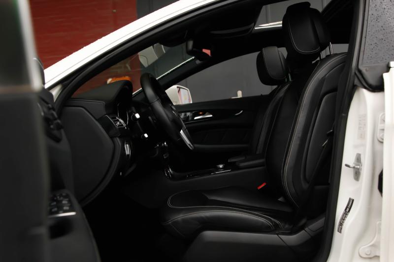 Mercedes - CLS350 AMG - pic9