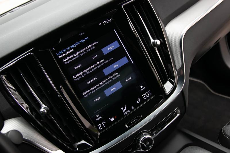 Volvo - S60 - pic9