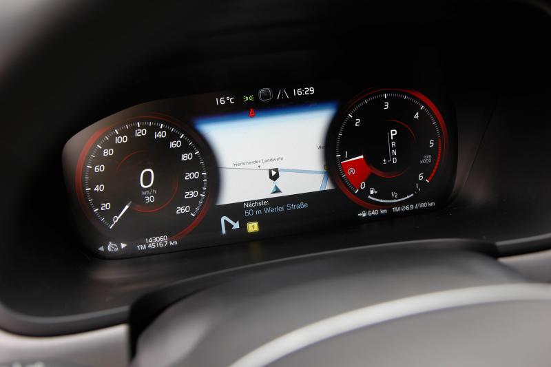 Volvo - V90 Cross Country - pic29