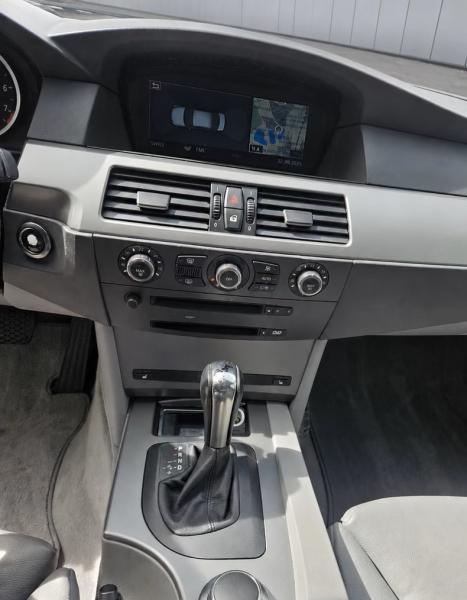 BMW - 525i - pic3