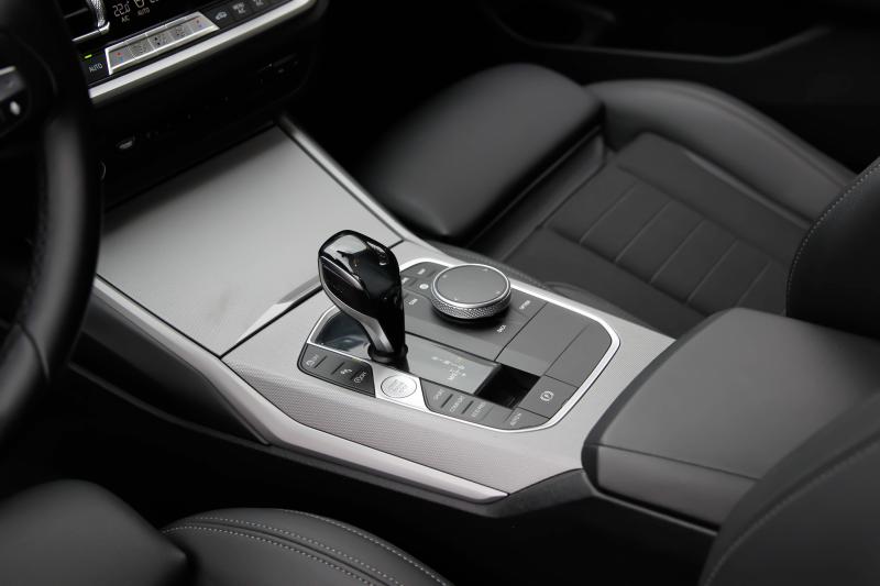 BMW - 320 - pic17