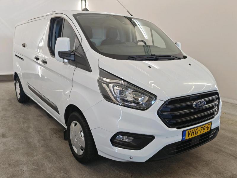 Ford - Transit Custom L2H1 2.0Tdi - pic2