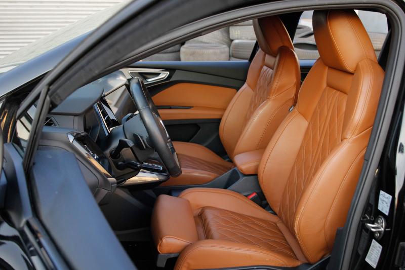 Audi - Q4 - pic12