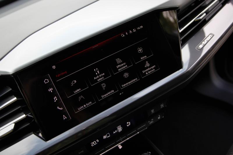 Audi - Q4 - pic30