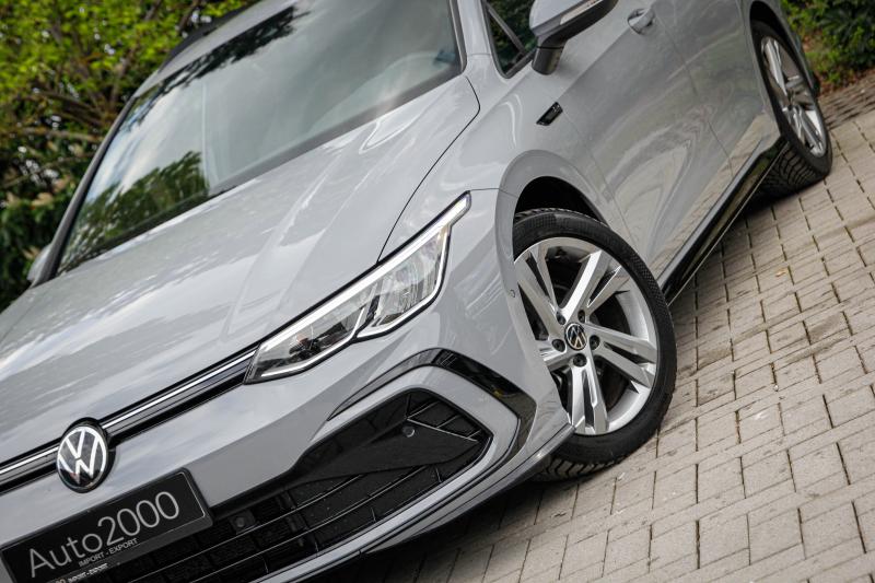 Volkswagen - Golf 8 - pic11