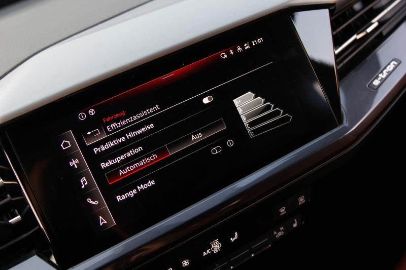 Audi - Q4 - pic28