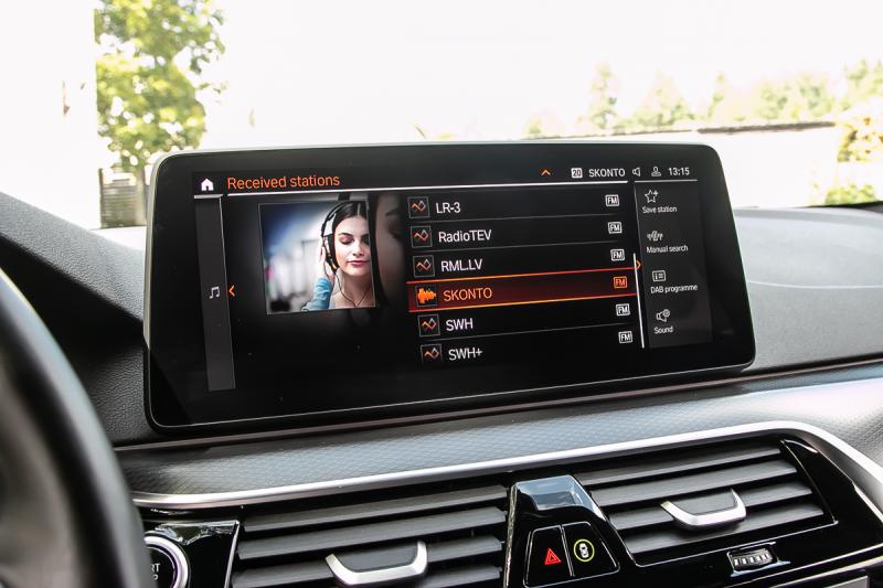 BMW - 530 - pic24