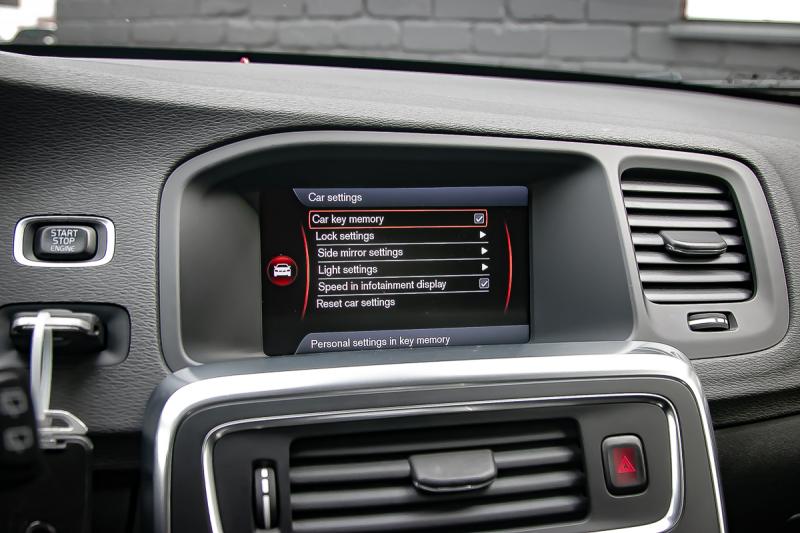 Volvo - V60 - pic32