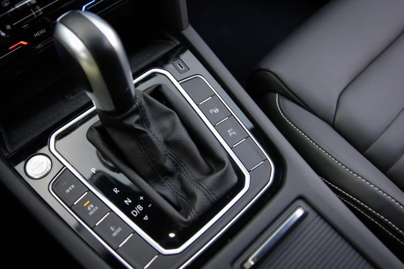 Volkswagen - Passat - pic32