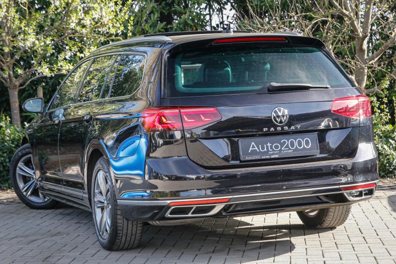 Volkswagen - Passat - pic32